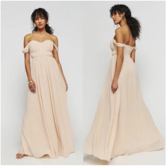 Reformation Dresses & Skirts - Reformation Jayde Maxi Dress in Prosecco